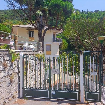 Forti Genova-Free Parking Castellaccio Apartment Esterno foto