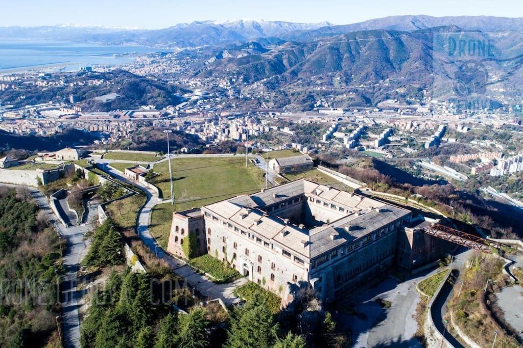 Forti Genova-Free Parking Castellaccio Apartment Esterno foto